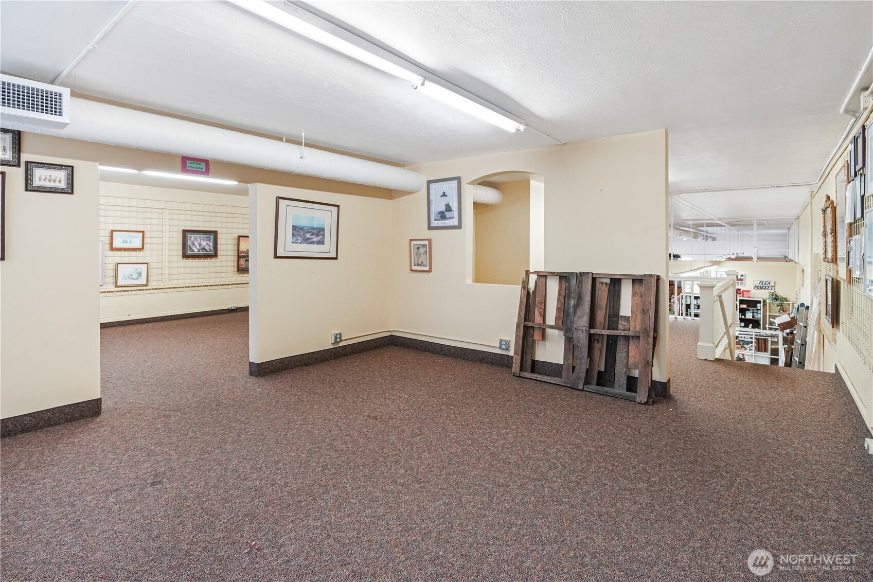 307 N Tower Avenue Property Photo 27