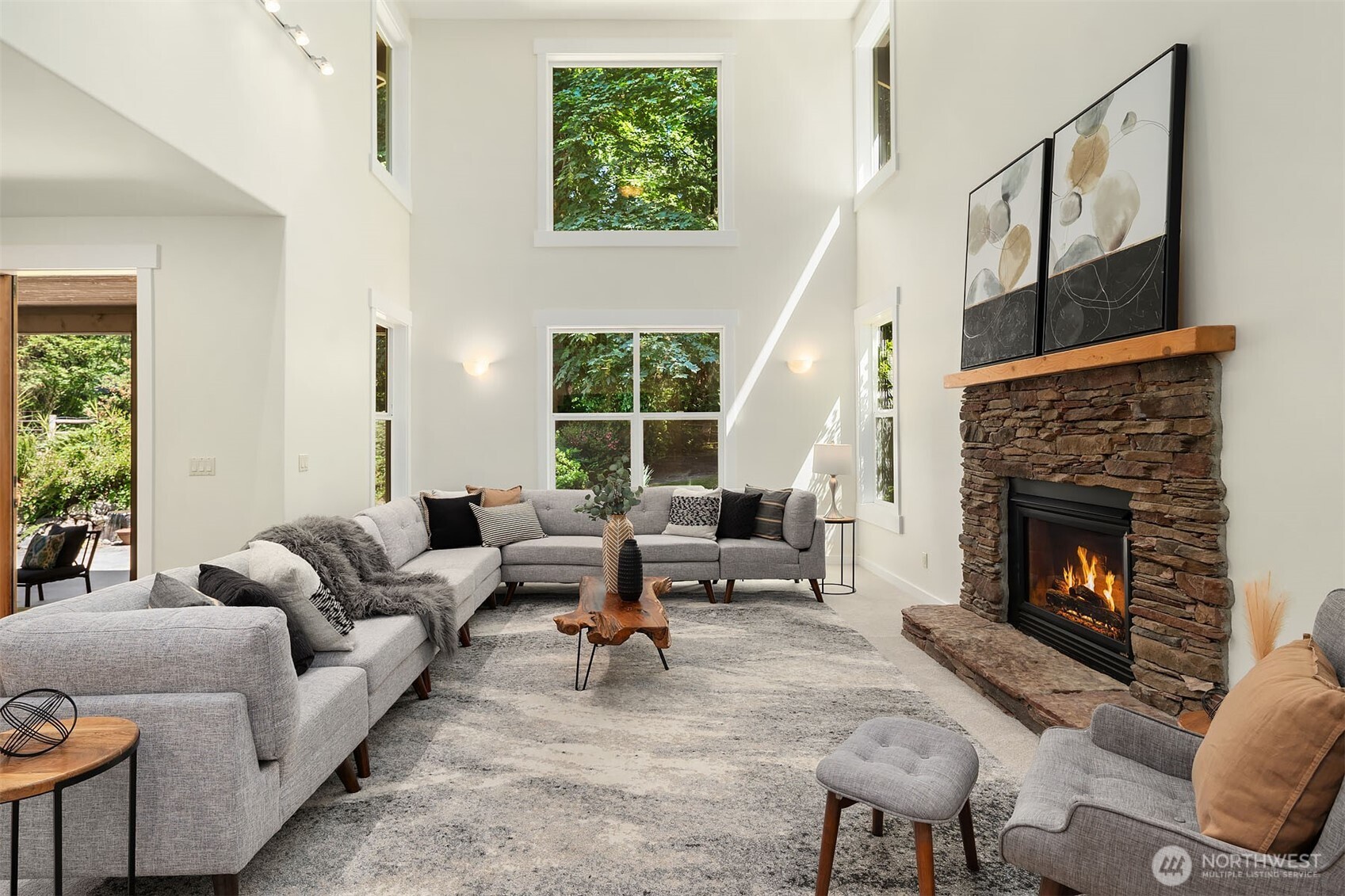 7608 254th Avenue Property Photo 5