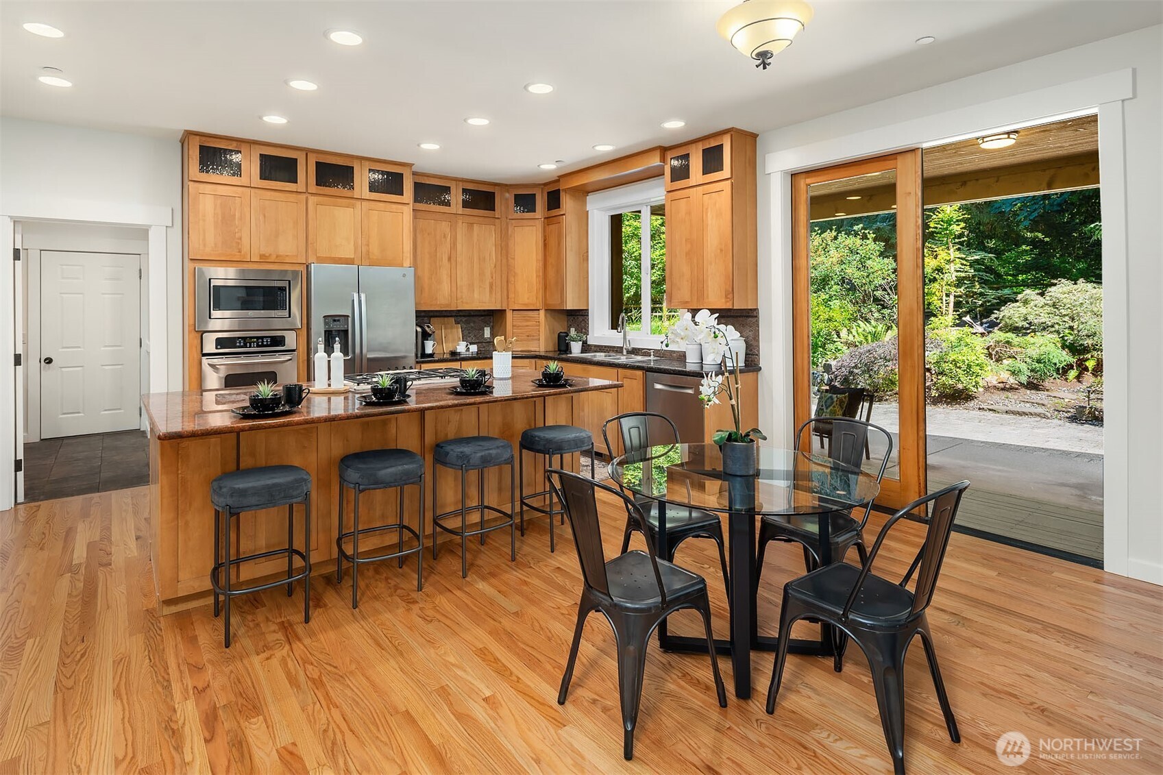 7608 254th Avenue Property Photo 10