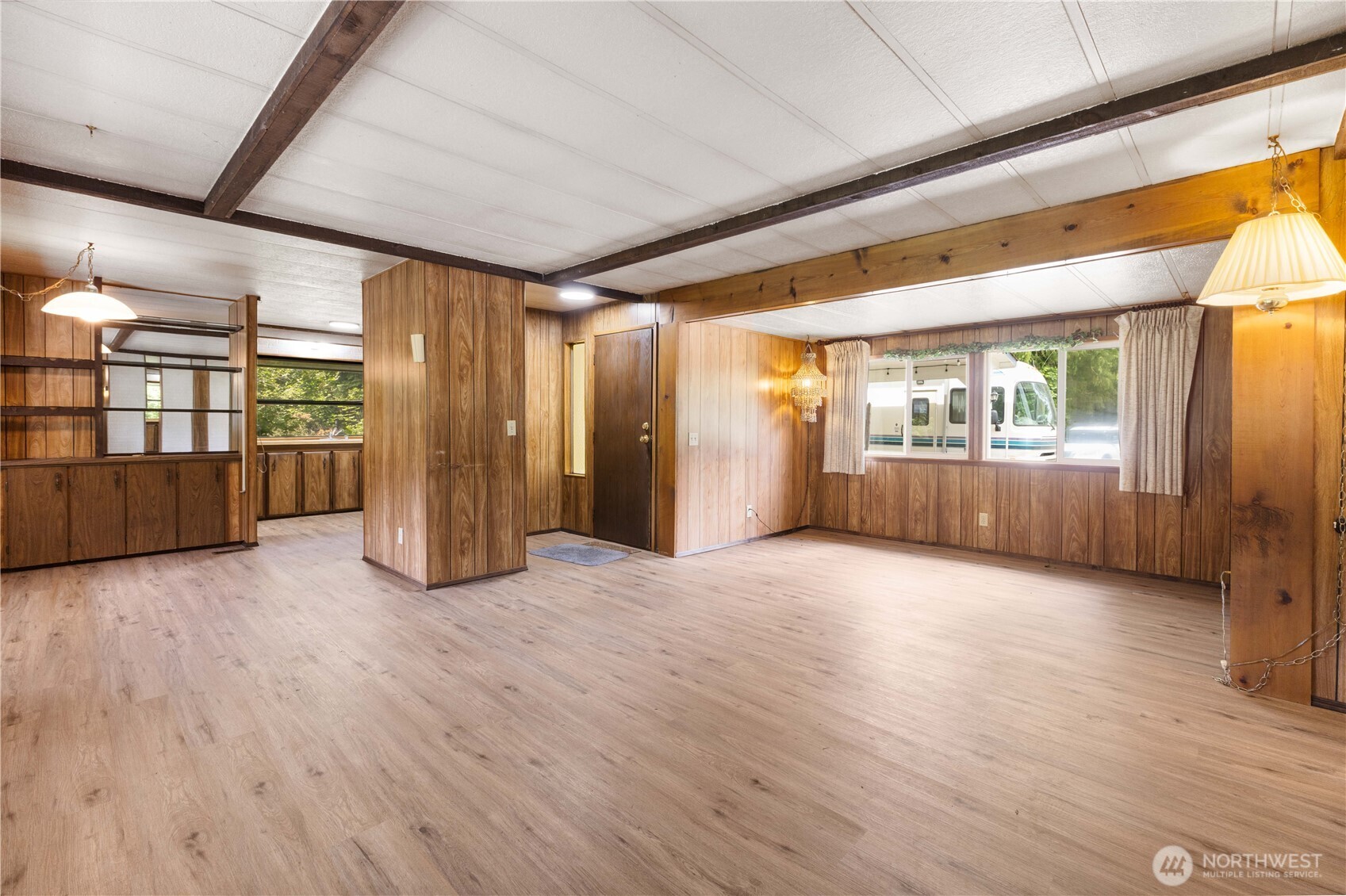 12833 Squaw Wood Lane Property Photo 3