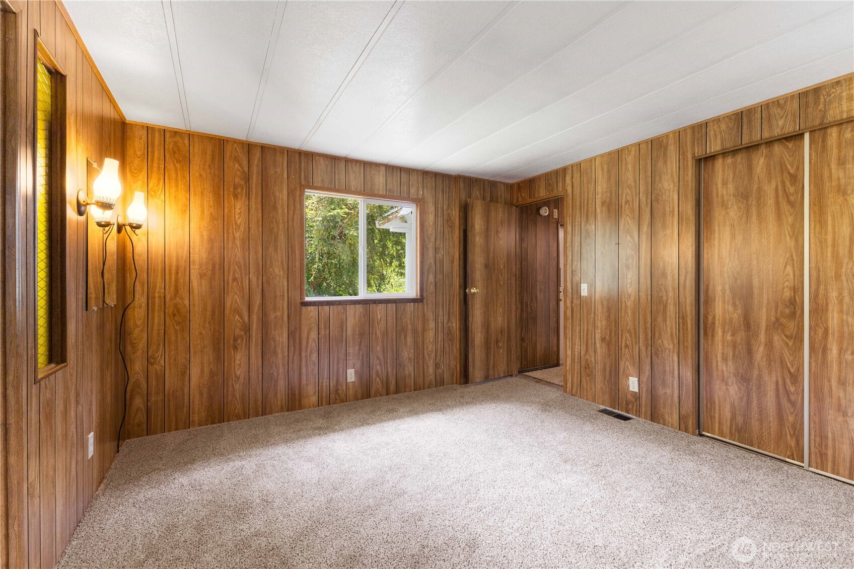12833 Squaw Wood Lane Property Photo 14