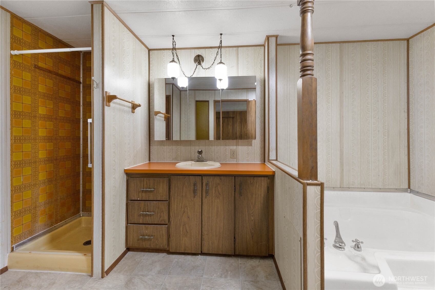 12833 Squaw Wood Lane Property Photo 15