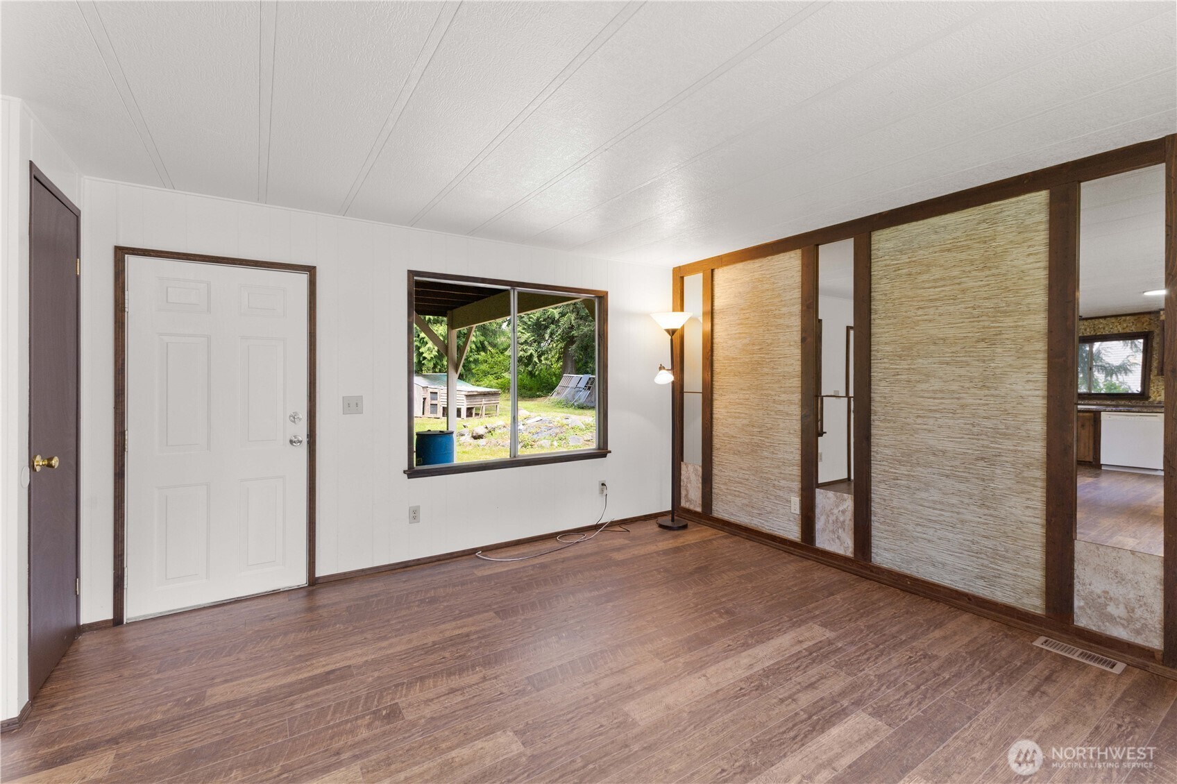 12833 Squaw Wood Lane Property Photo 28