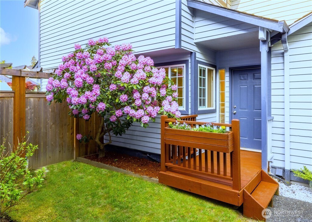 2113 186th Place Property Photo 4