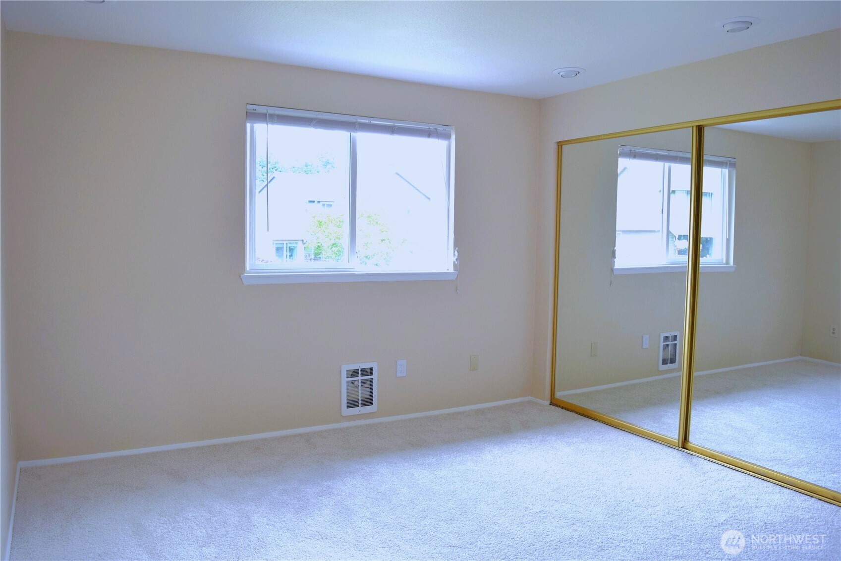 2113 186th Place Property Photo 13