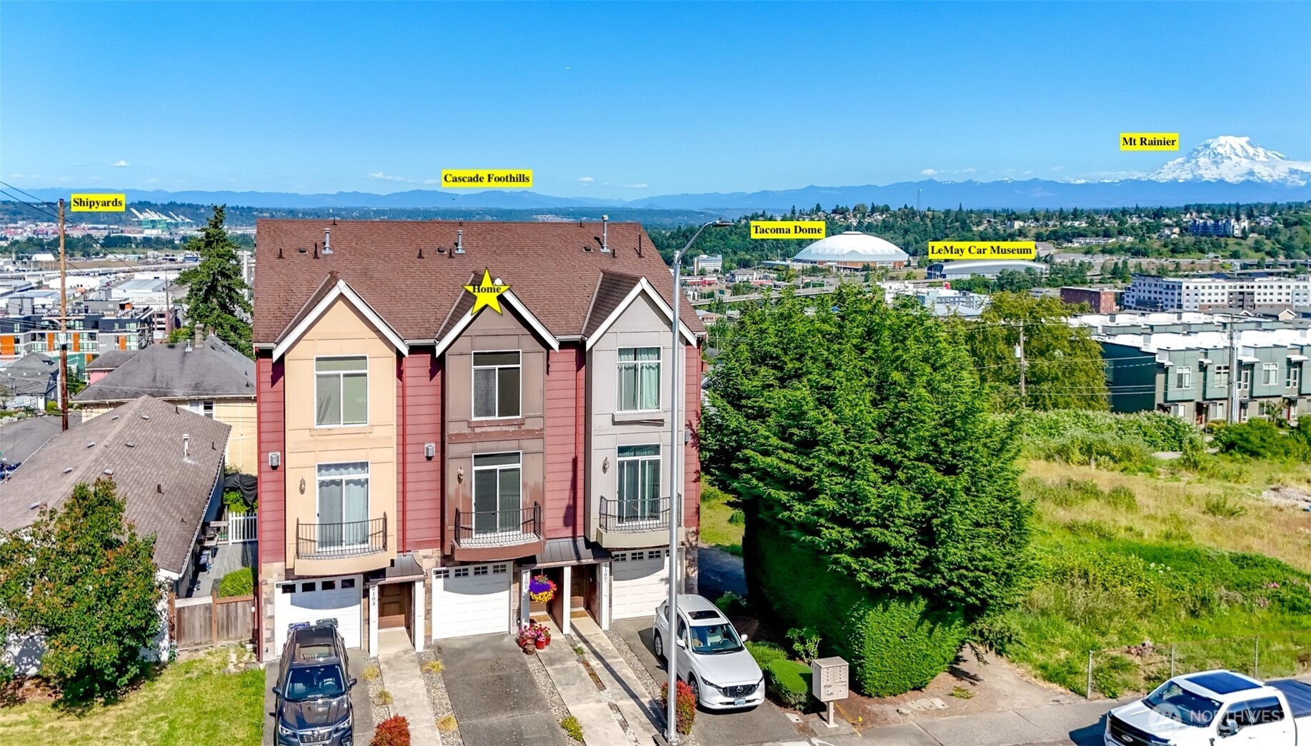 2105 Yakima Avenue Property Photo 1