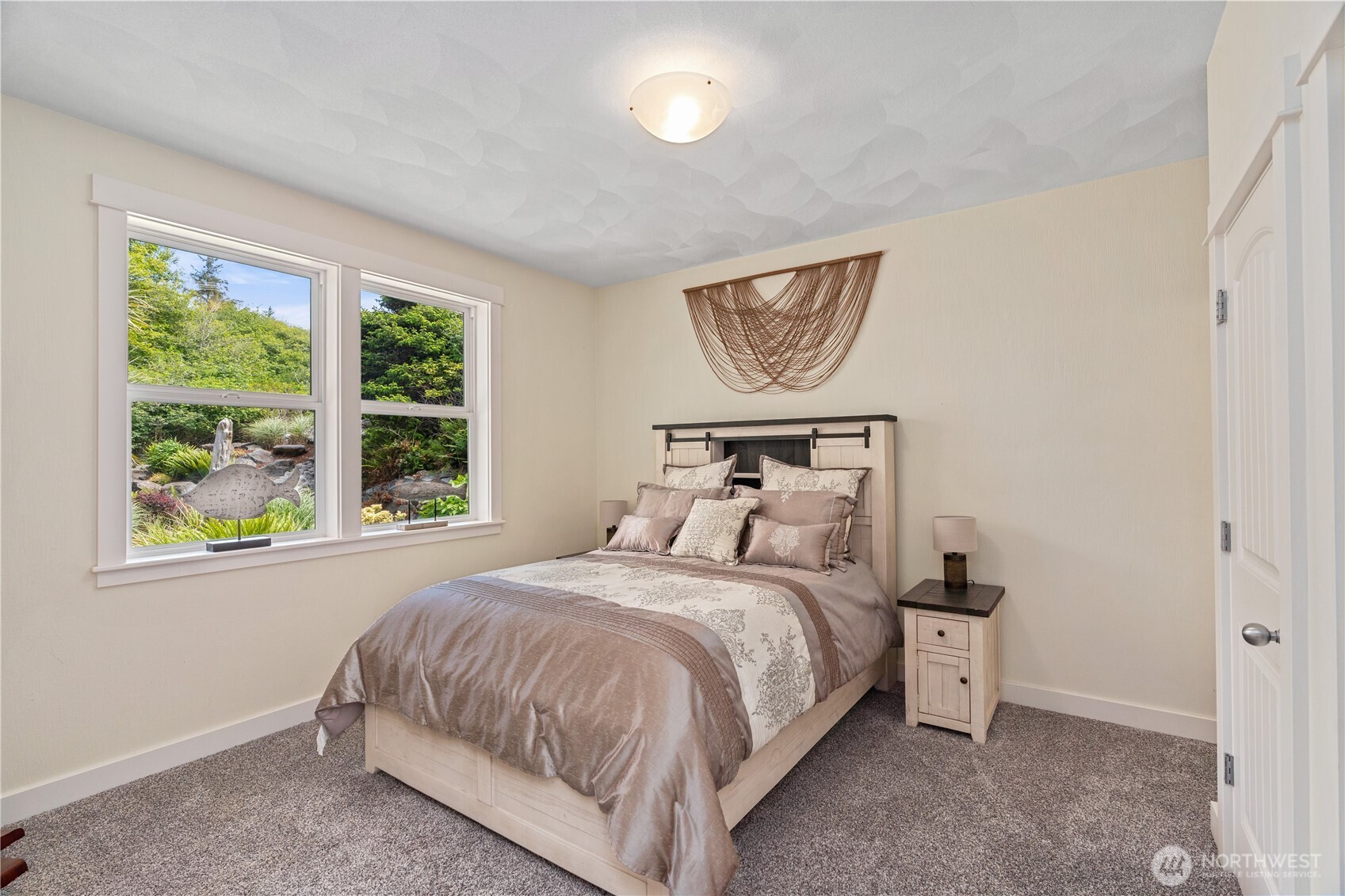 6 Diamond Drive Property Photo 19