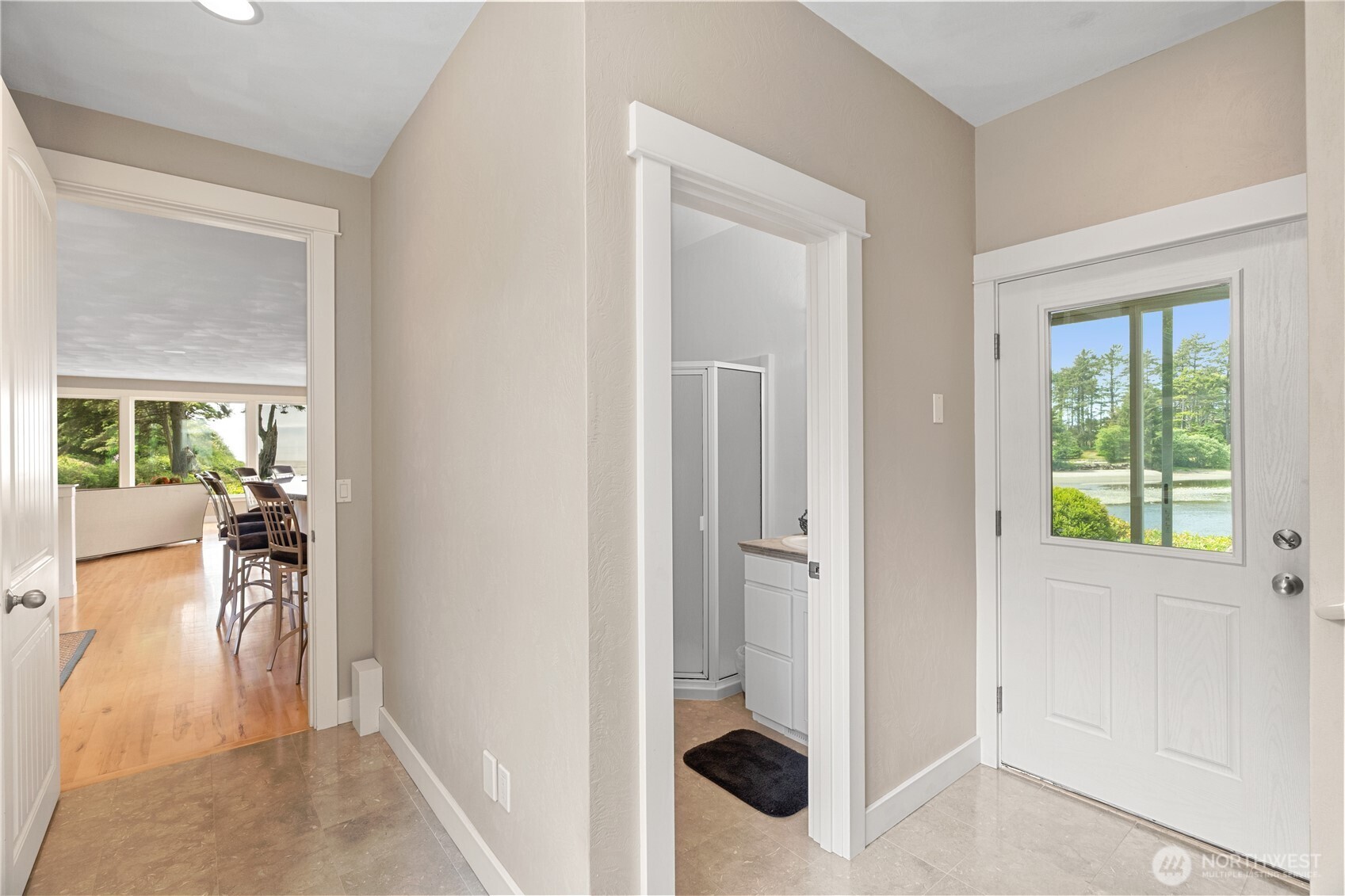 6 Diamond Drive Property Photo 21