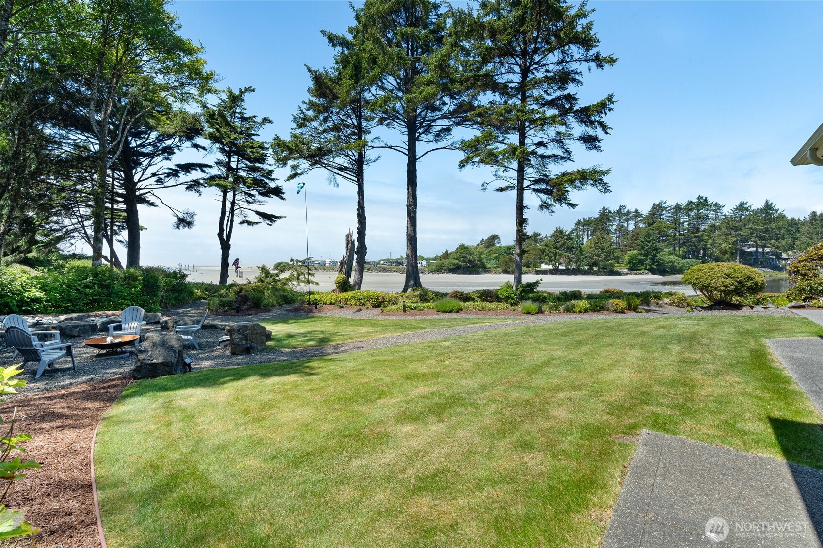 6 Diamond Drive Property Photo 29