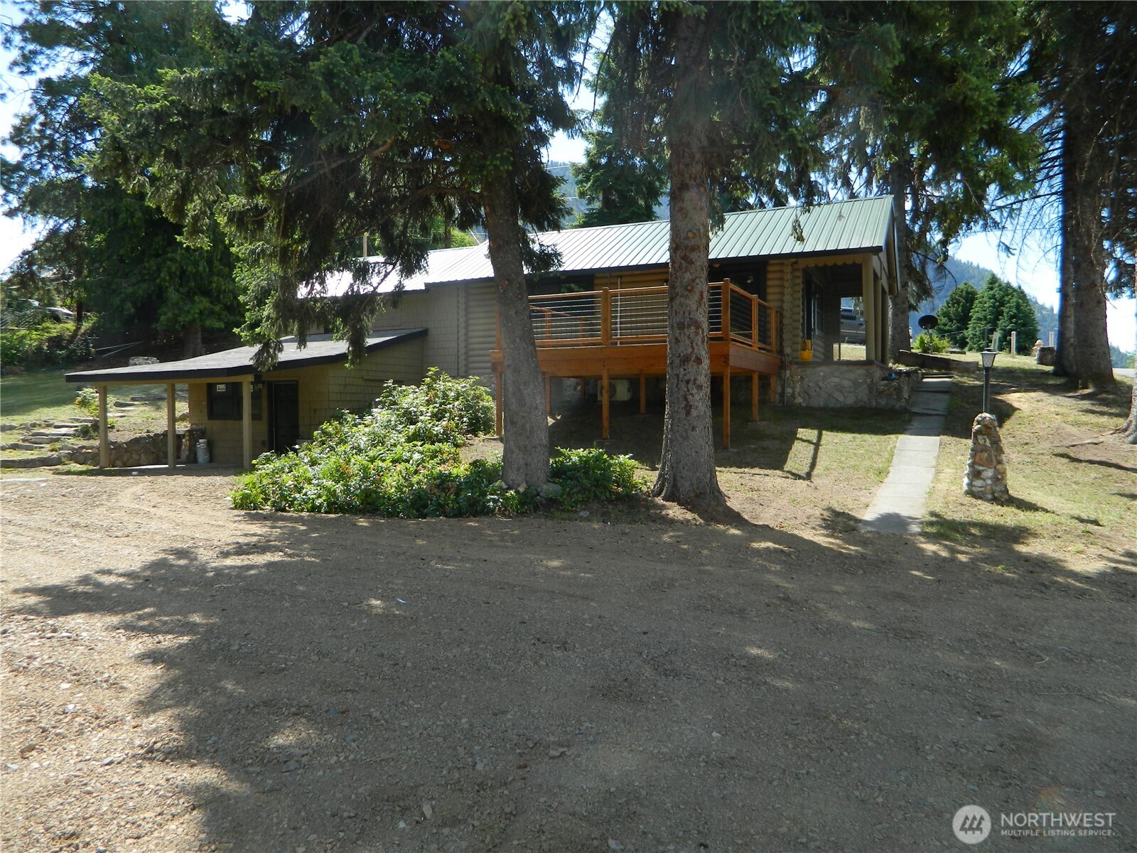 36 Broadway Street Property Photo 1