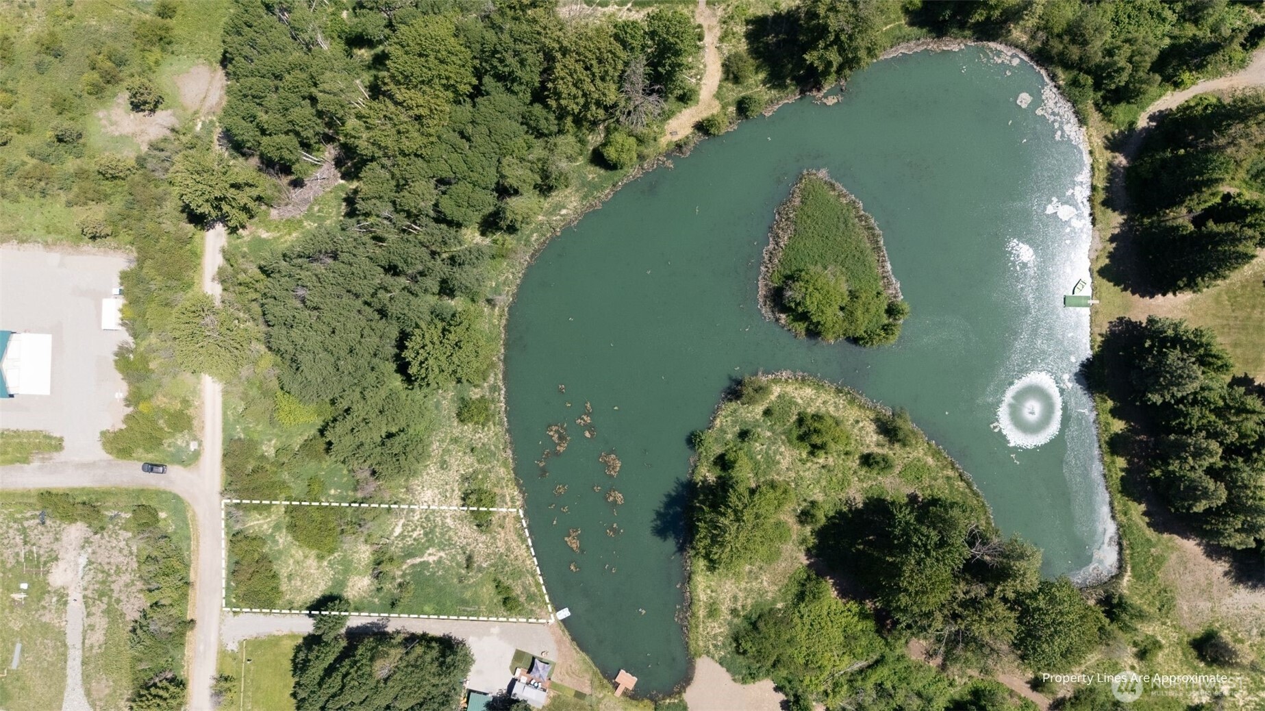 1 Xxxx Three Lakes Rd Property Photo 2