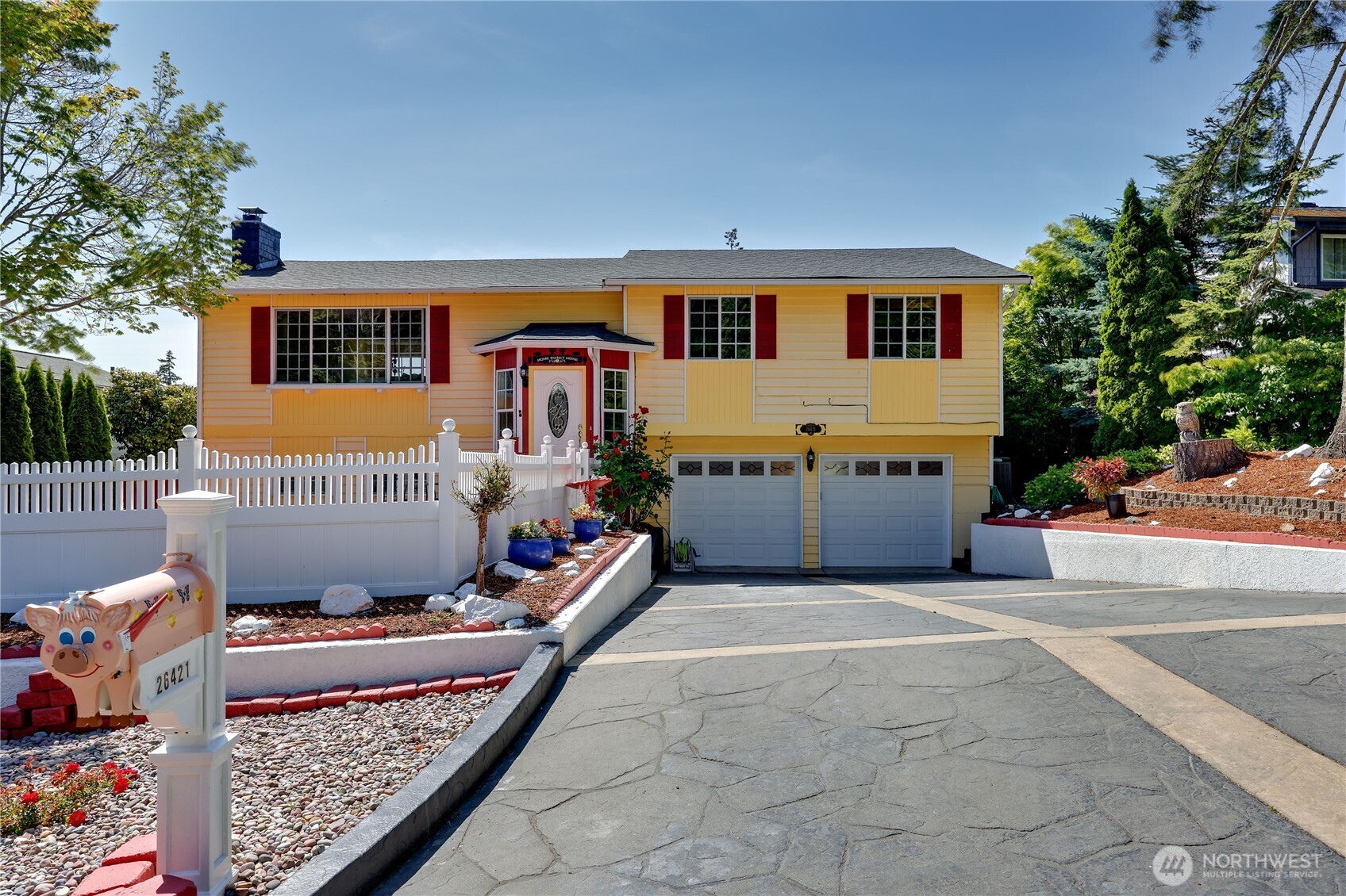 26421 Kingsview Loop Property Photo 1