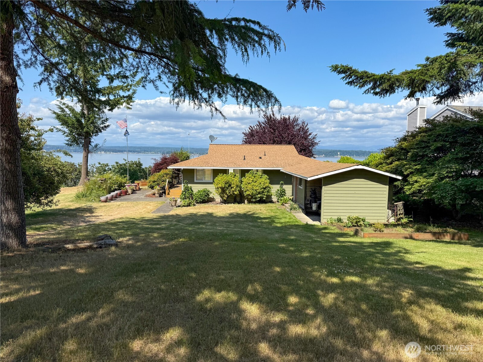 16 A Saratoga (including D-15) Drive Property Photo 3