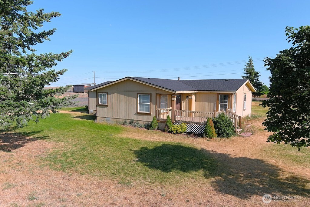11137 Nw Dodson Road Property Photo 2