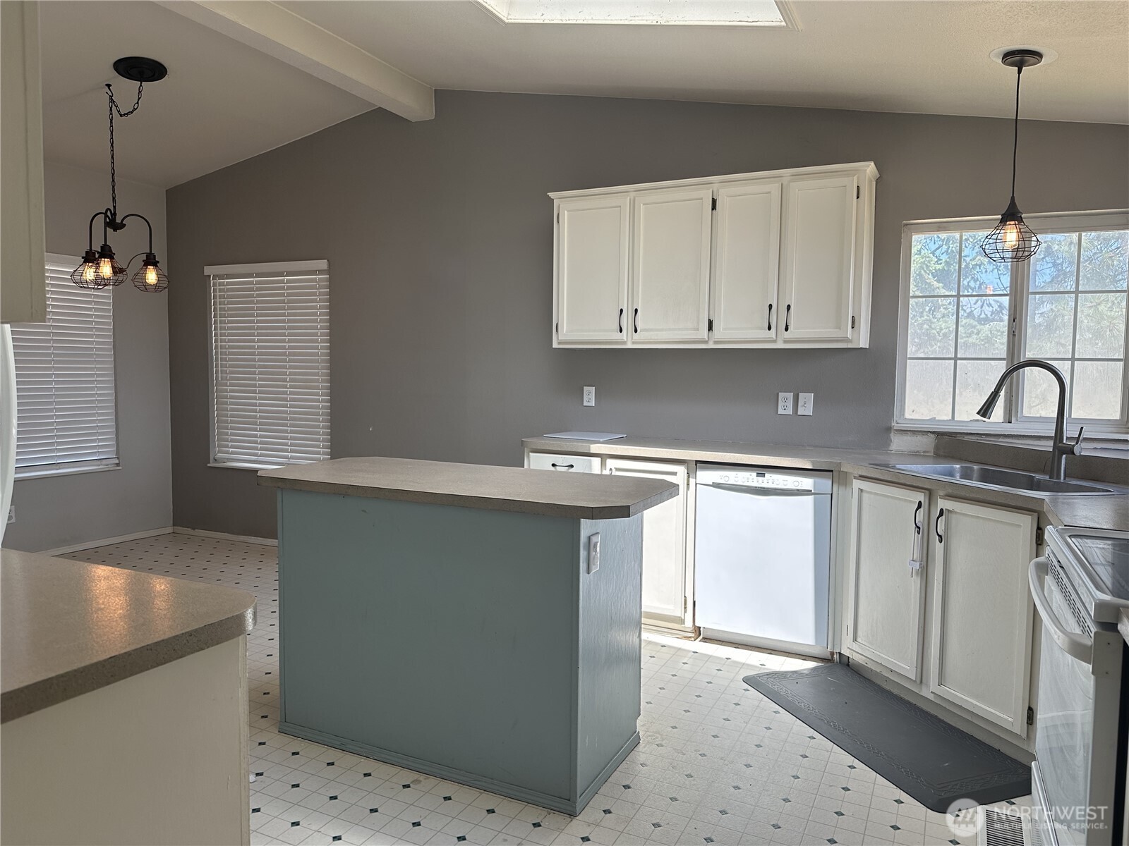 11137 Nw Dodson Road Property Photo 6