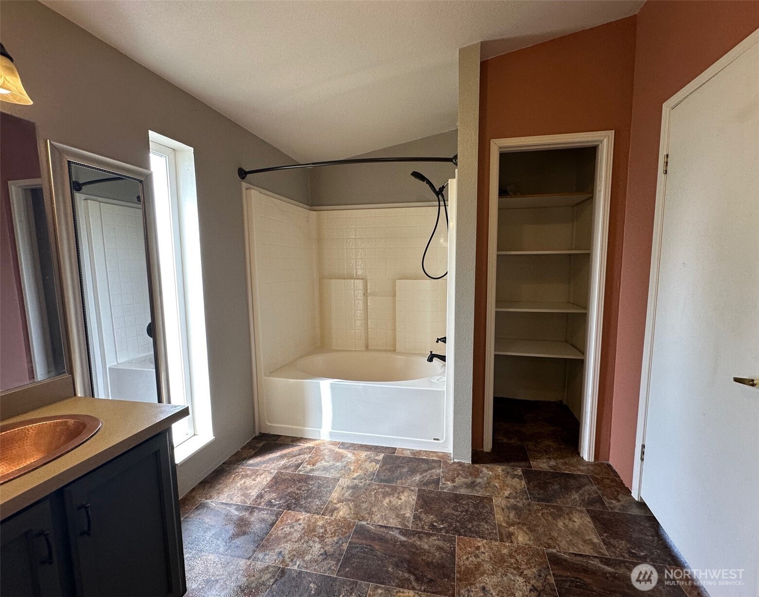 11137 Nw Dodson Road Property Photo 19