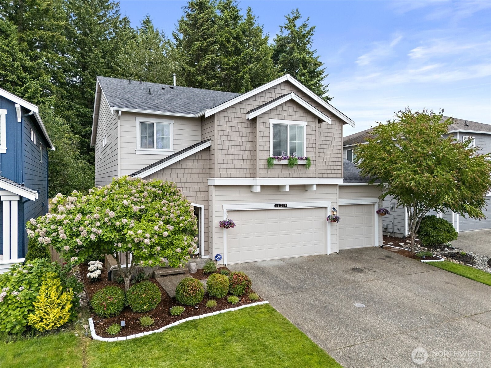 18219 73rd Avenue Property Photo 1