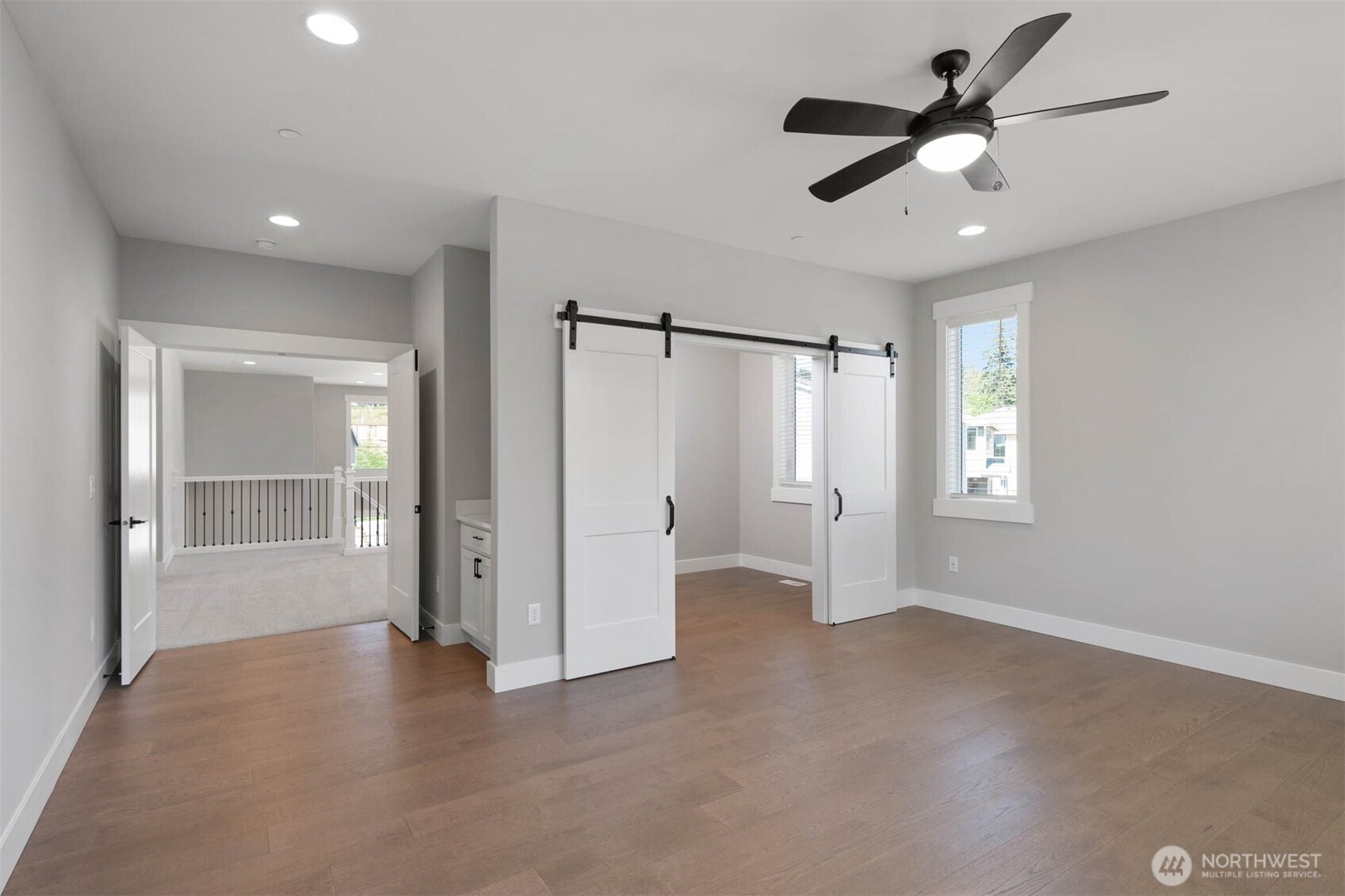 9501 38th Street Property Photo 12