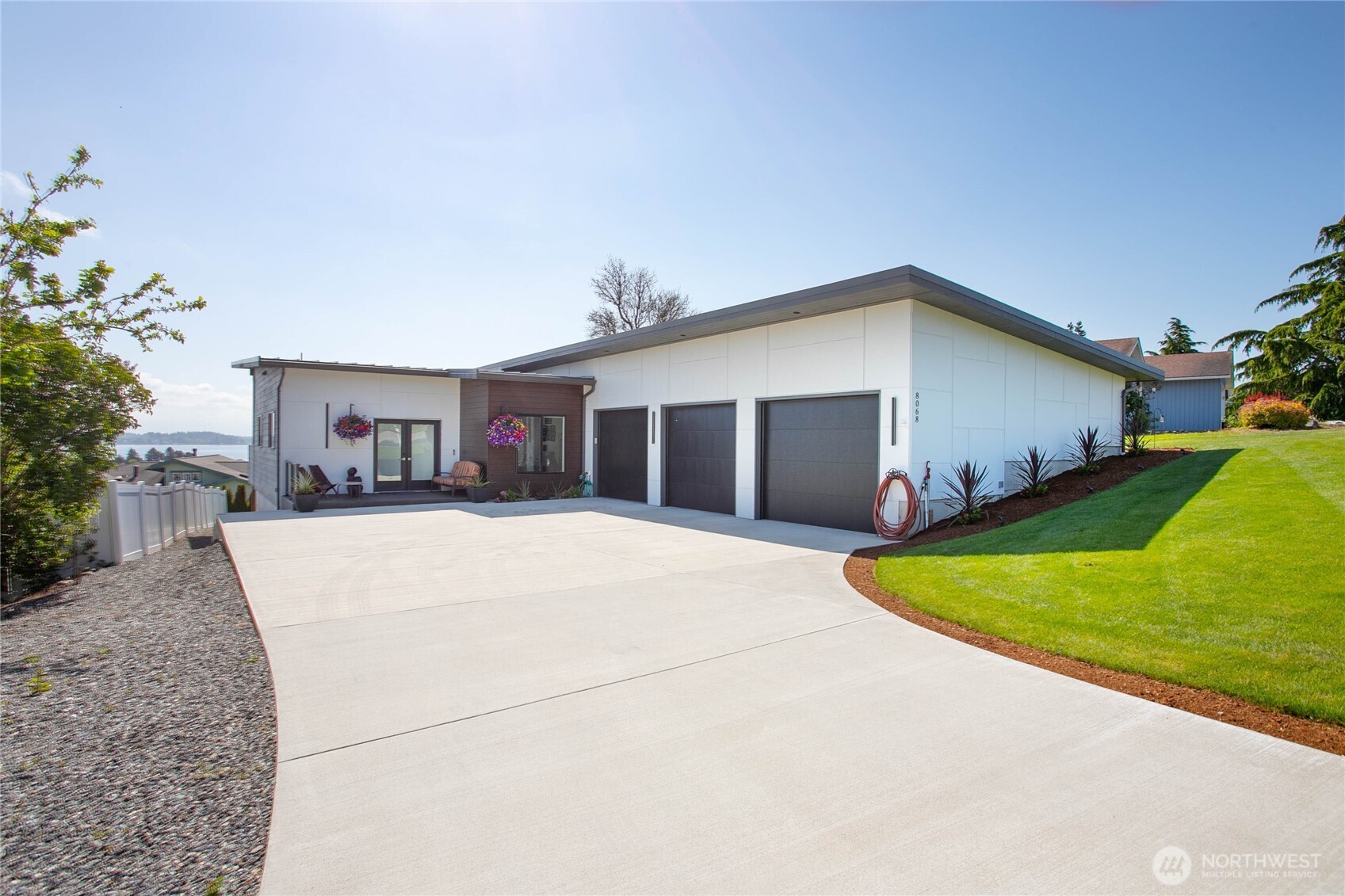8068 Niska Road Property Photo 1