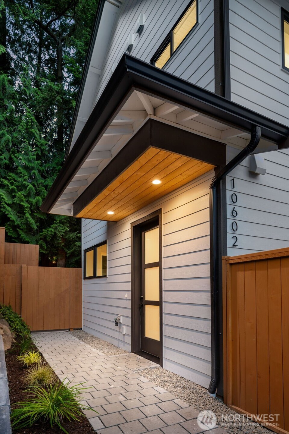 10602 Ne 137th Place Property Photo 1