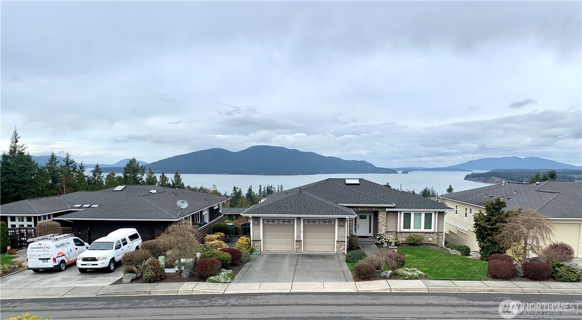 3809 W 12th Street Property Photo 1