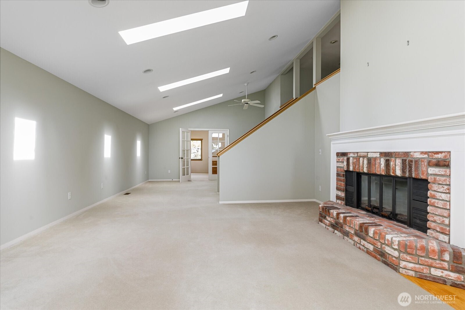 1563 Polnell Road Property Photo 6
