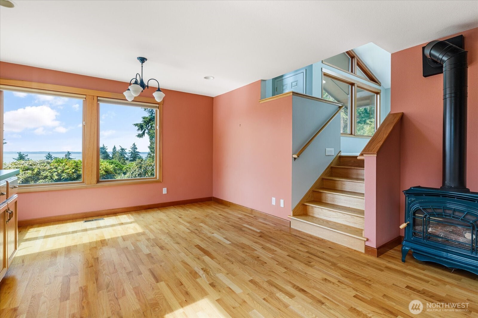 1563 Polnell Road Property Photo 8