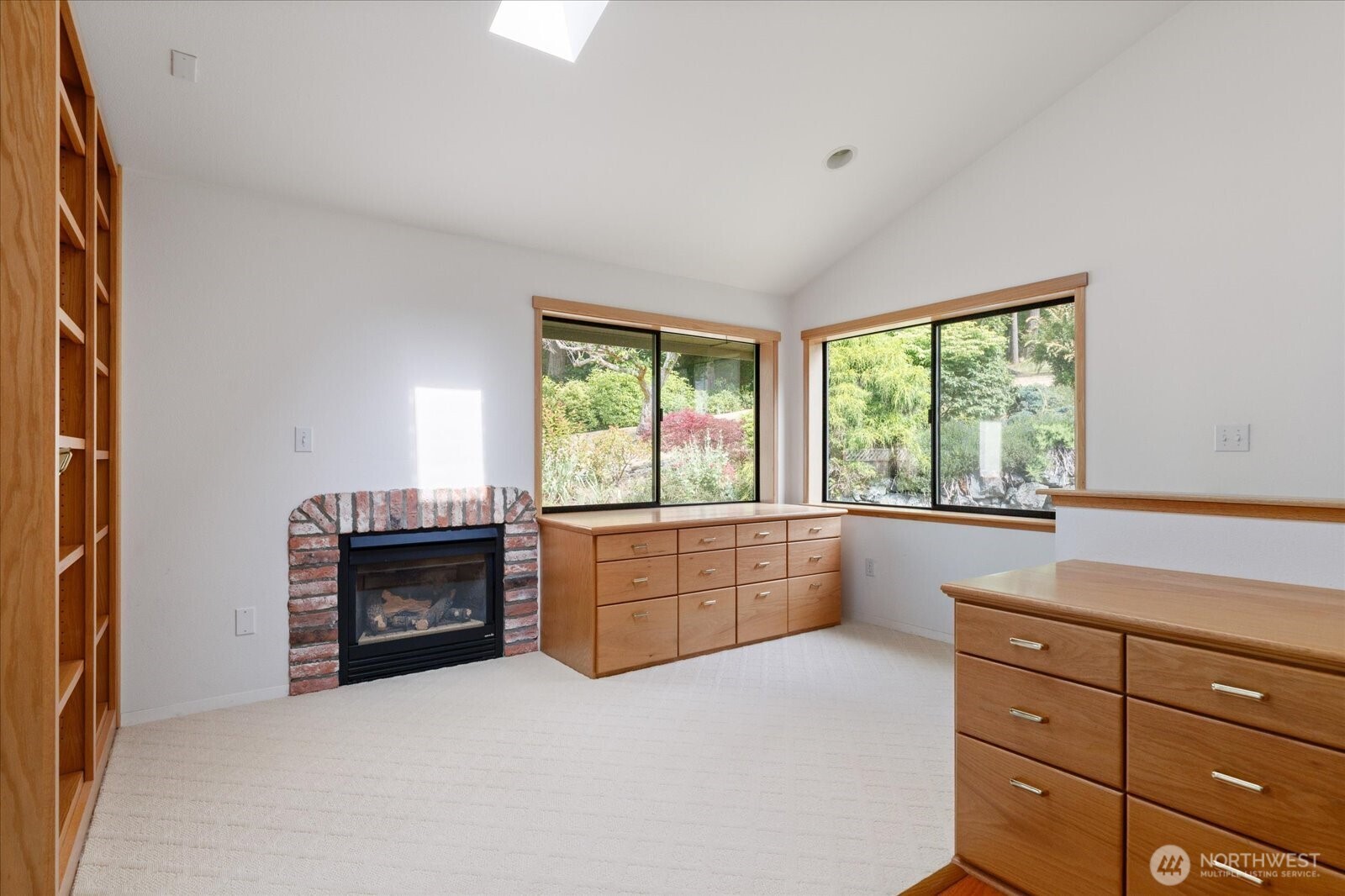 1563 Polnell Road Property Photo 11