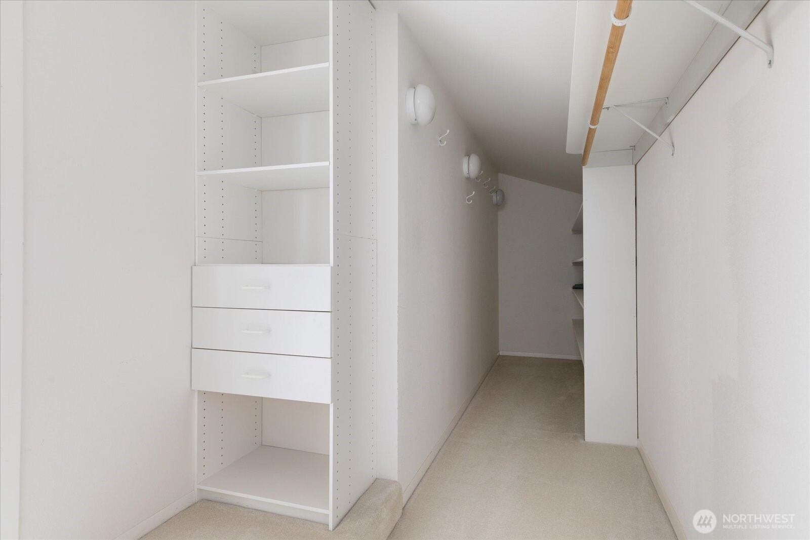 1563 Polnell Road Property Photo 16