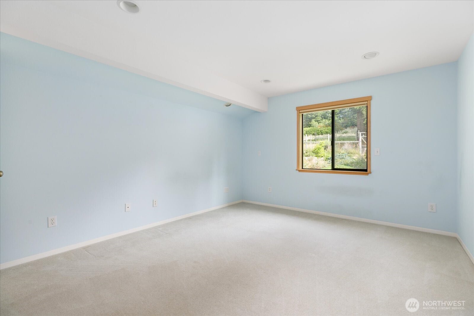 1563 Polnell Road Property Photo 19