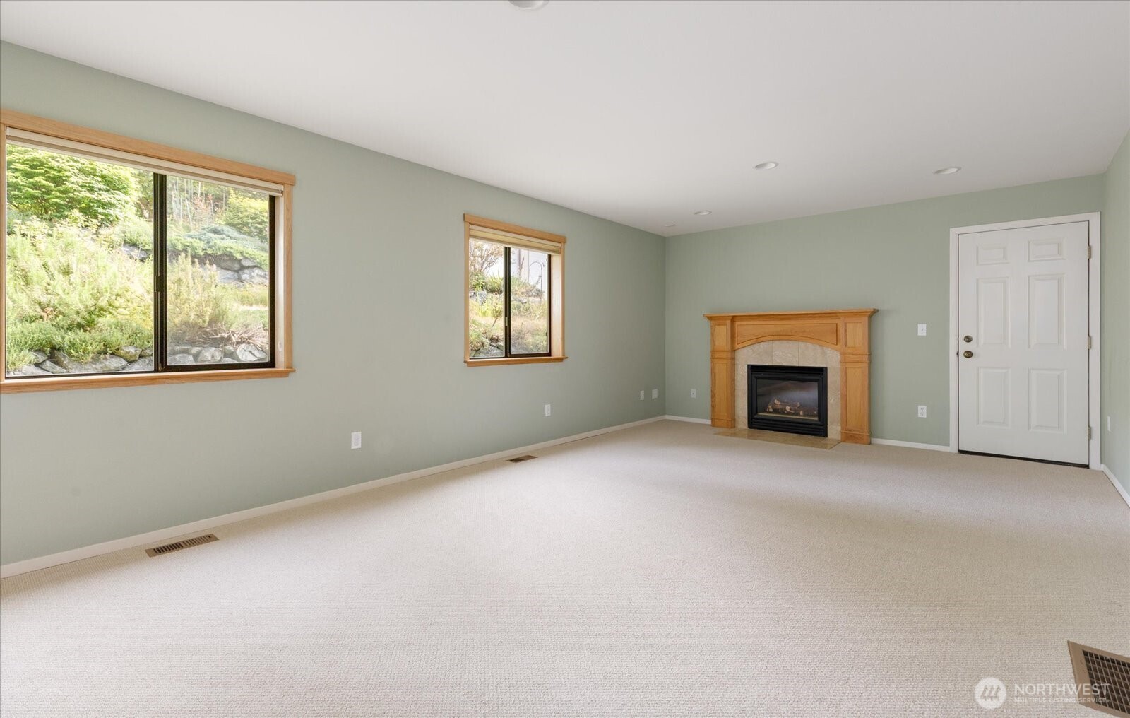1563 Polnell Road Property Photo 25