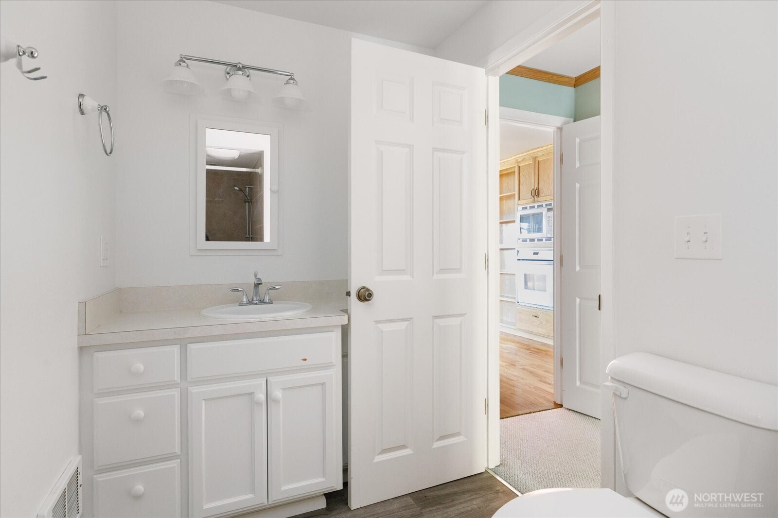 1563 Polnell Road Property Photo 27