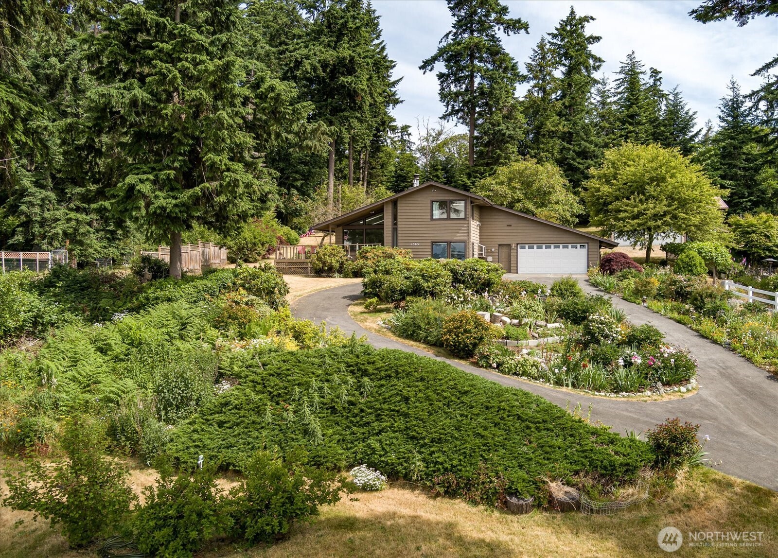 1563 Polnell Road Property Photo 32