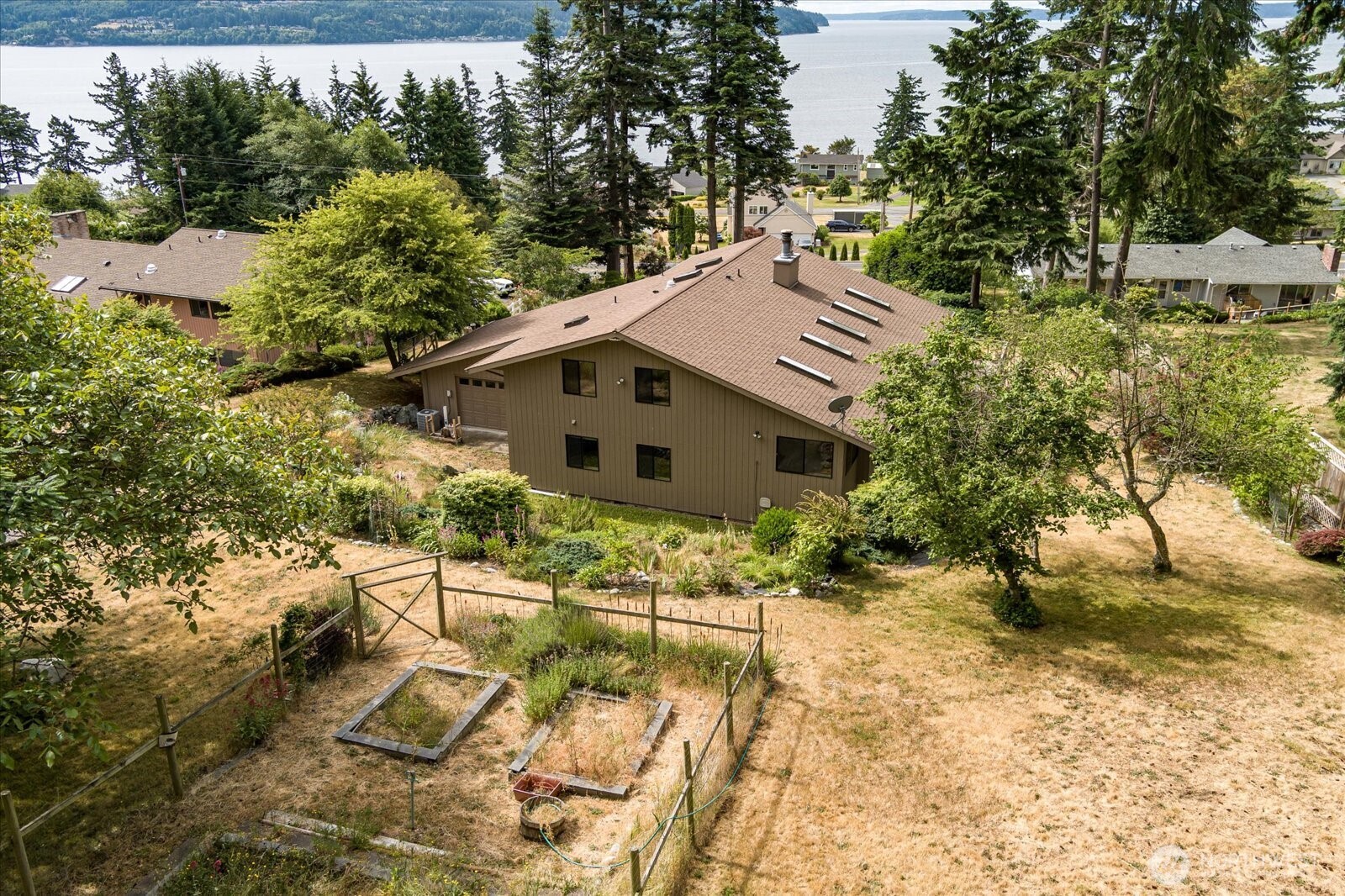 1563 Polnell Road Property Photo 36