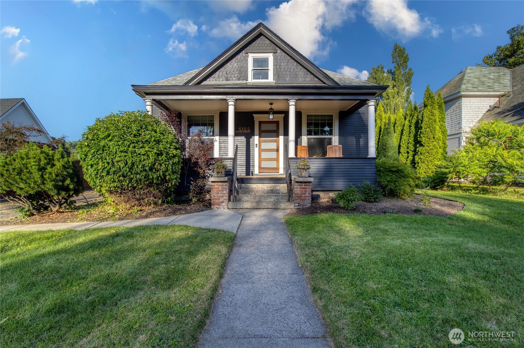 515 S Division Street Property Photo 1