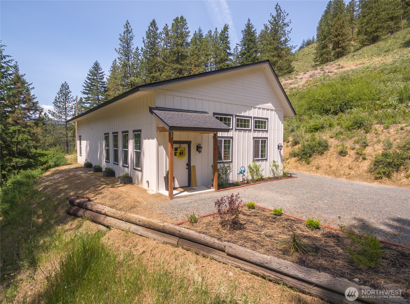 10642 Merry Canyon Road
