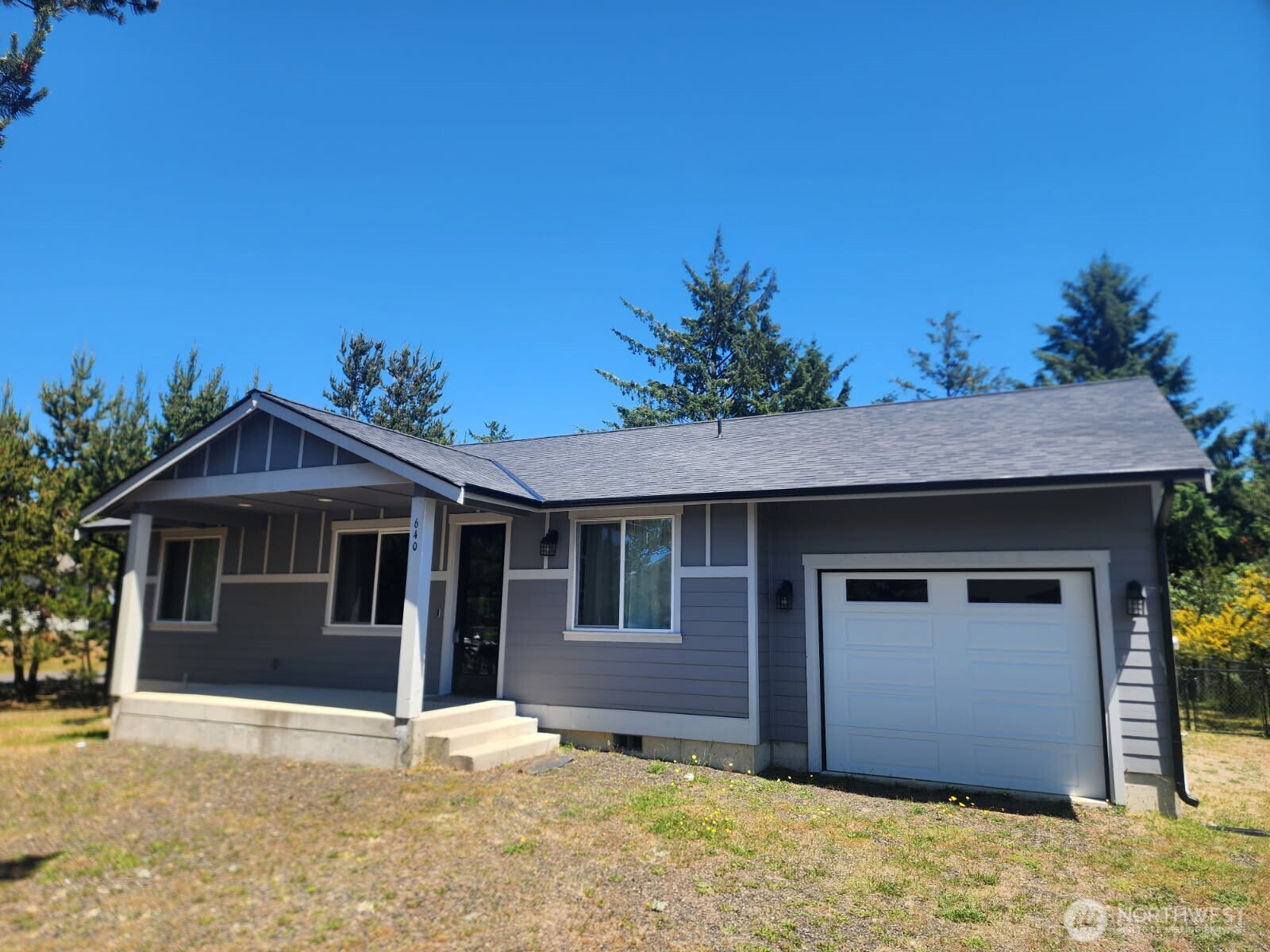 613 Aster Court Property Photo 1