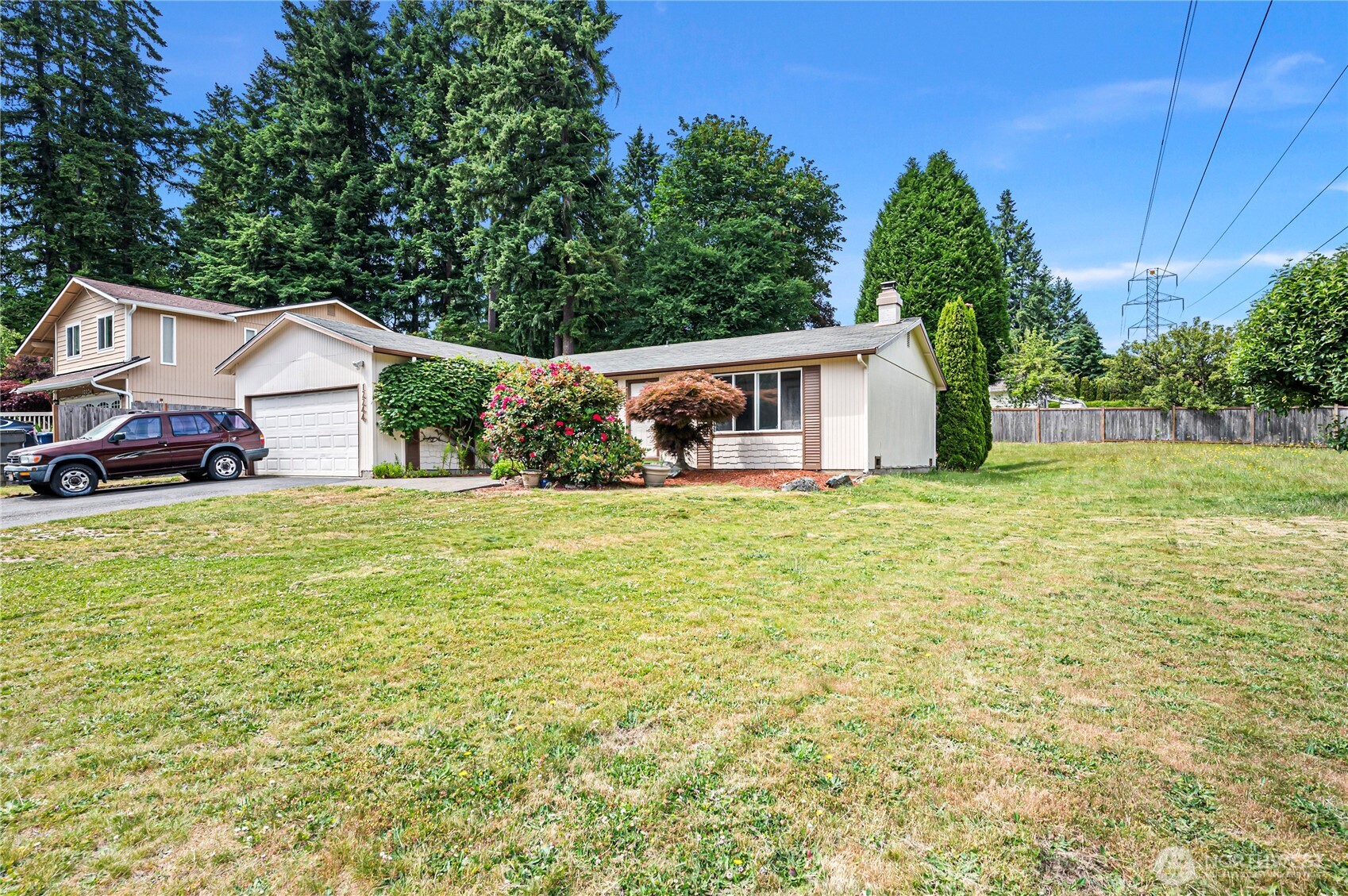 12244 NE 136th Place Property Photo 1