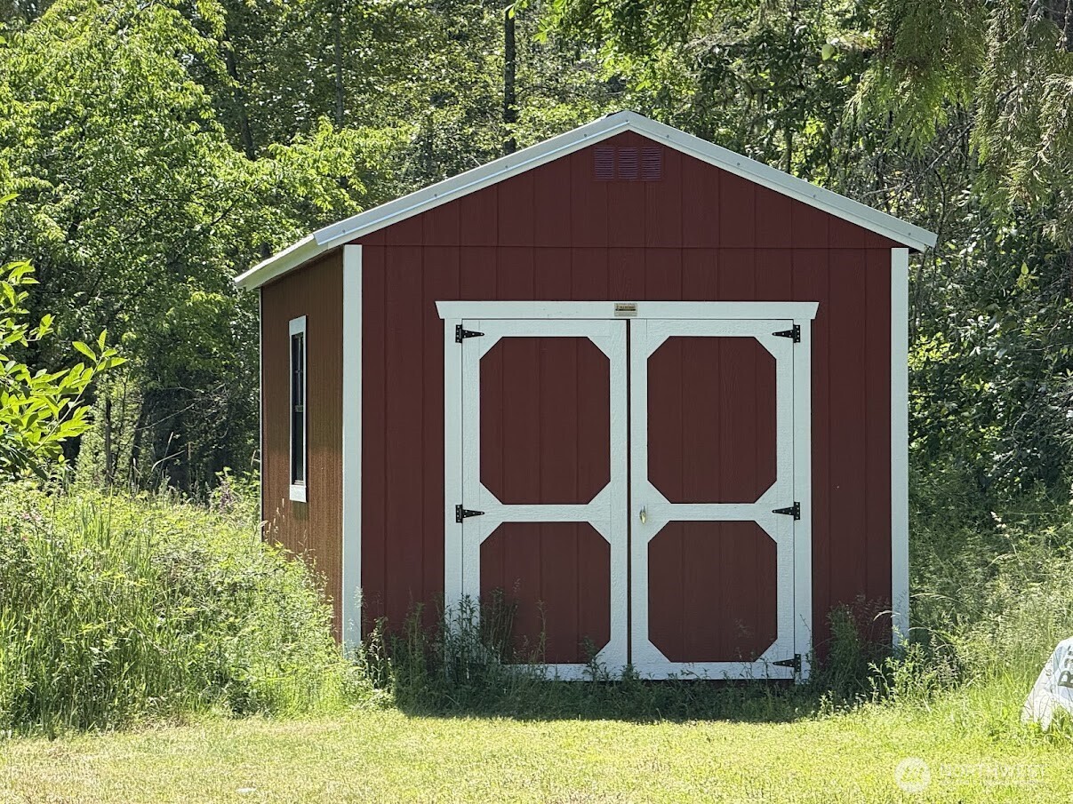 22110 70th Avenue Property Photo 9