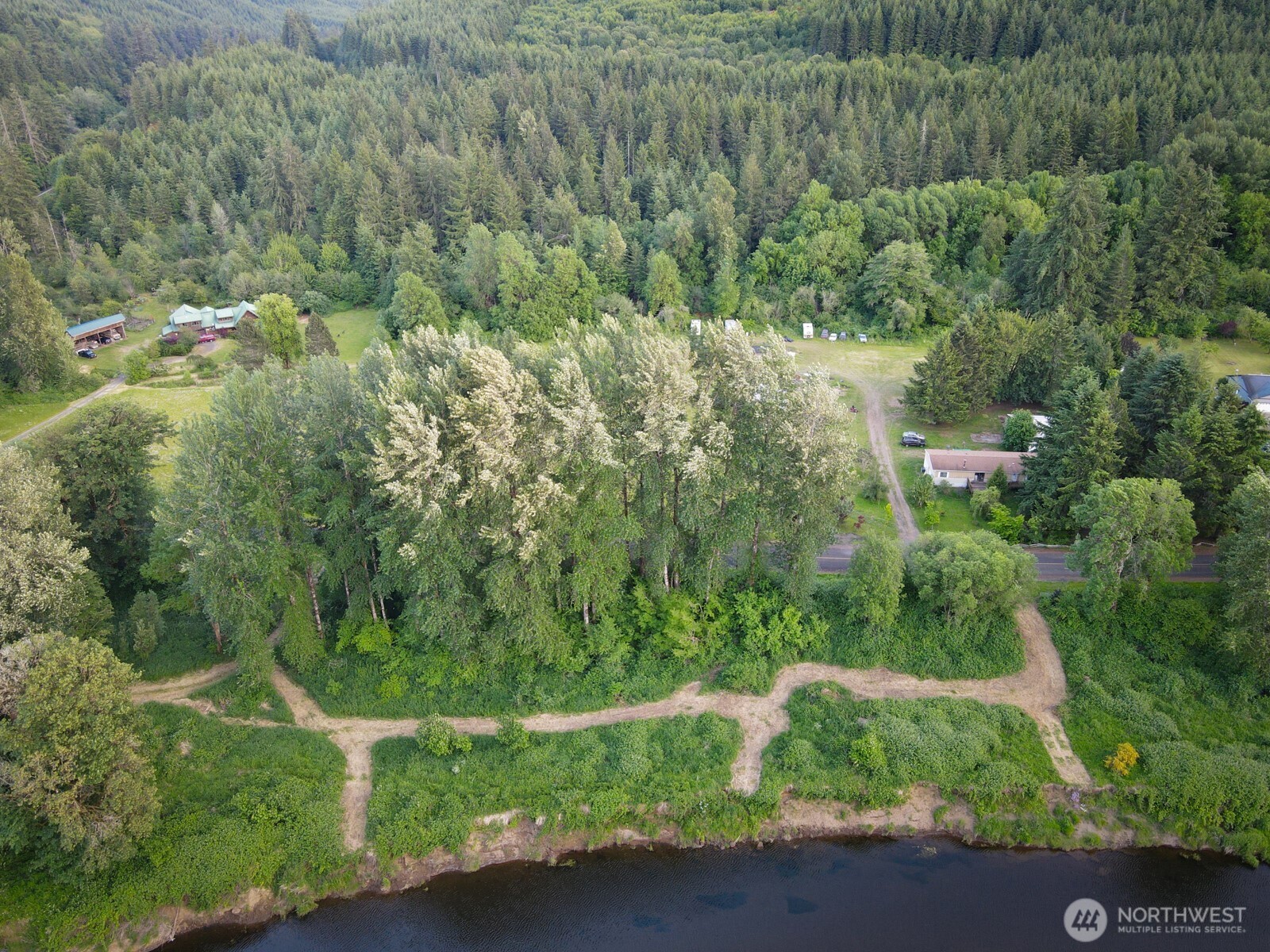 481 River Road Property Photo 1