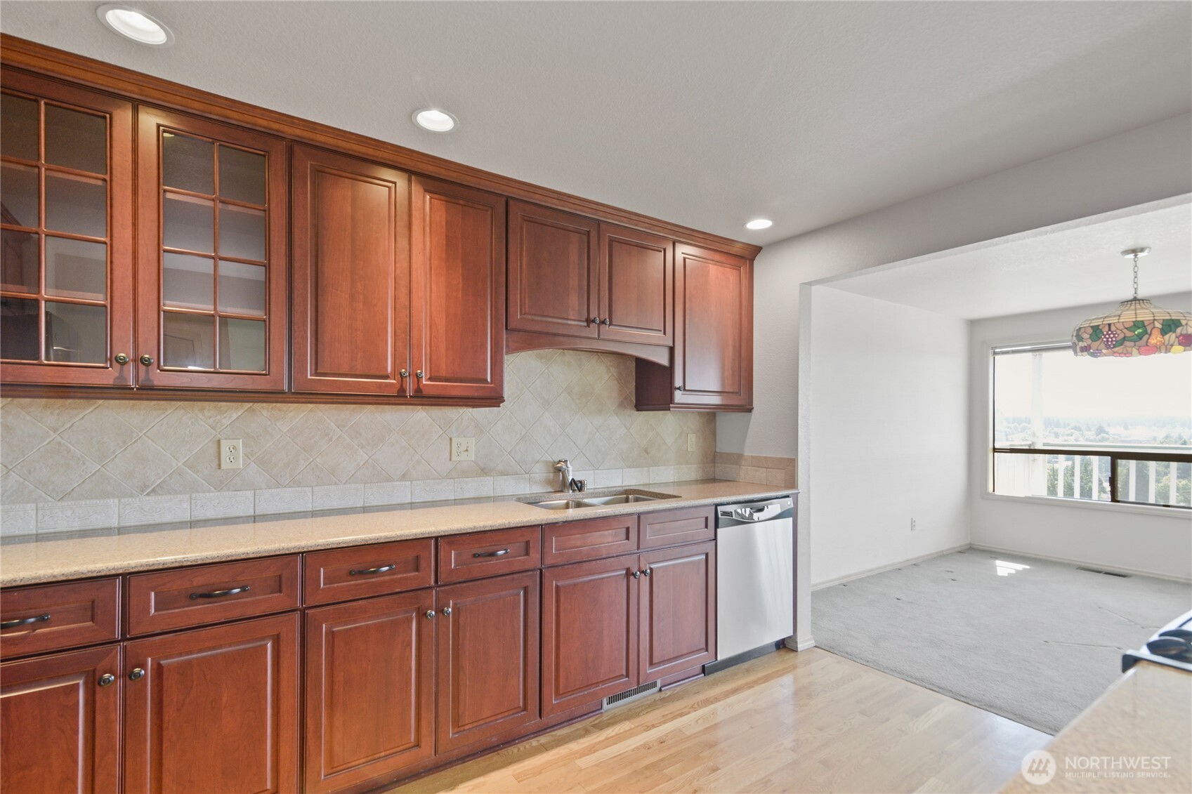 813 Mccormick Street Property Photo 10
