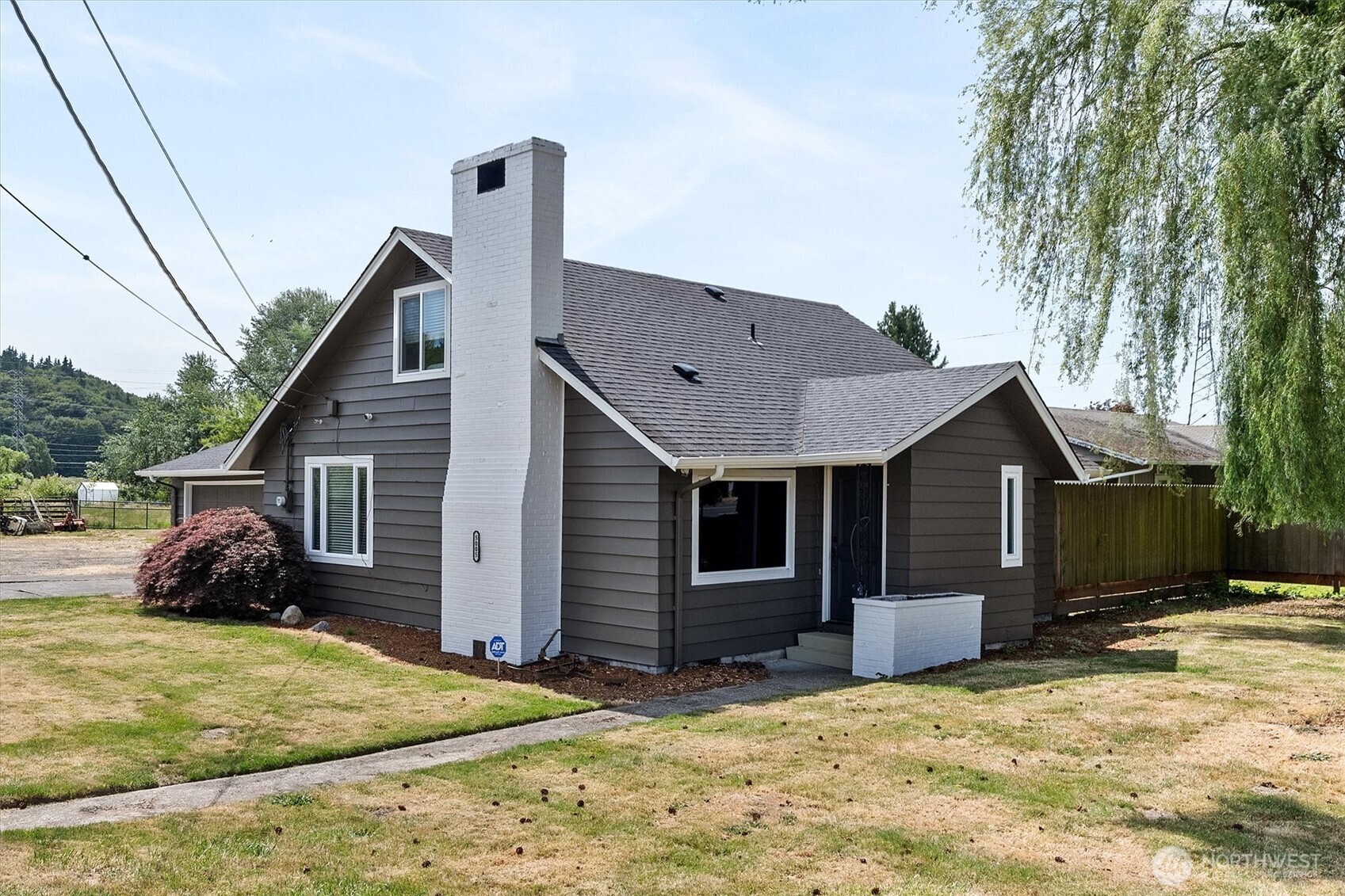 5005 Ocean Beach Highway Property Photo 1