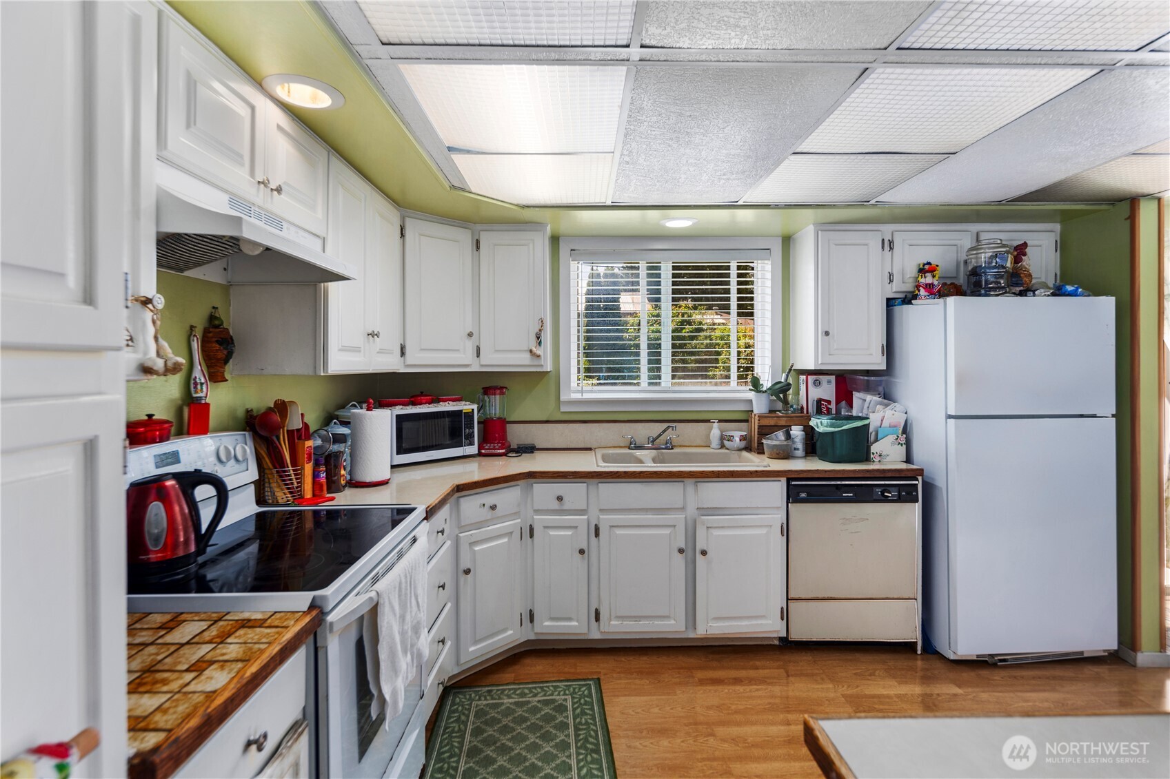 12421 2nd Avenue Property Photo 10