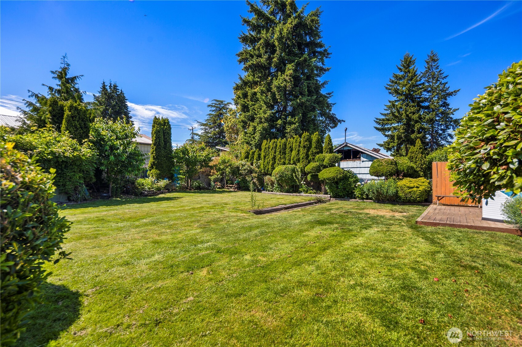 12421 2nd Avenue Property Photo 30