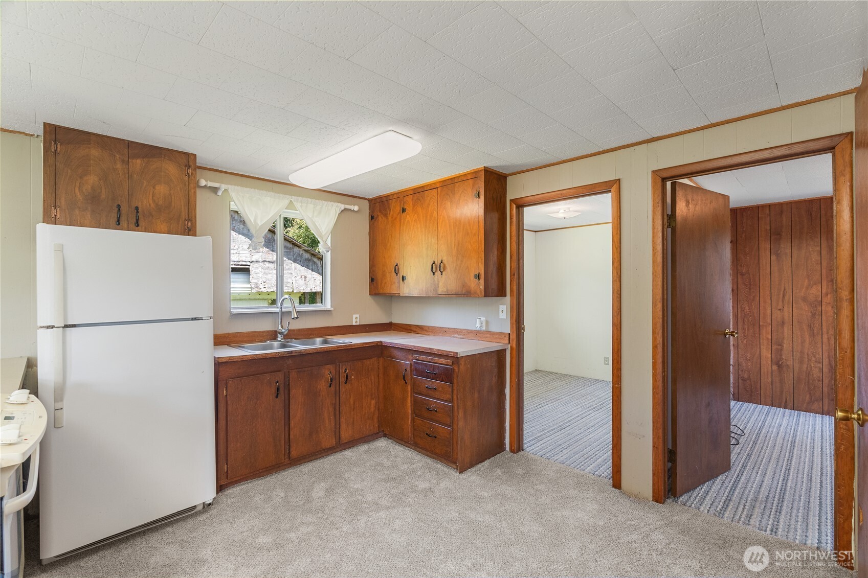 1634 First Avenue Property Photo 6