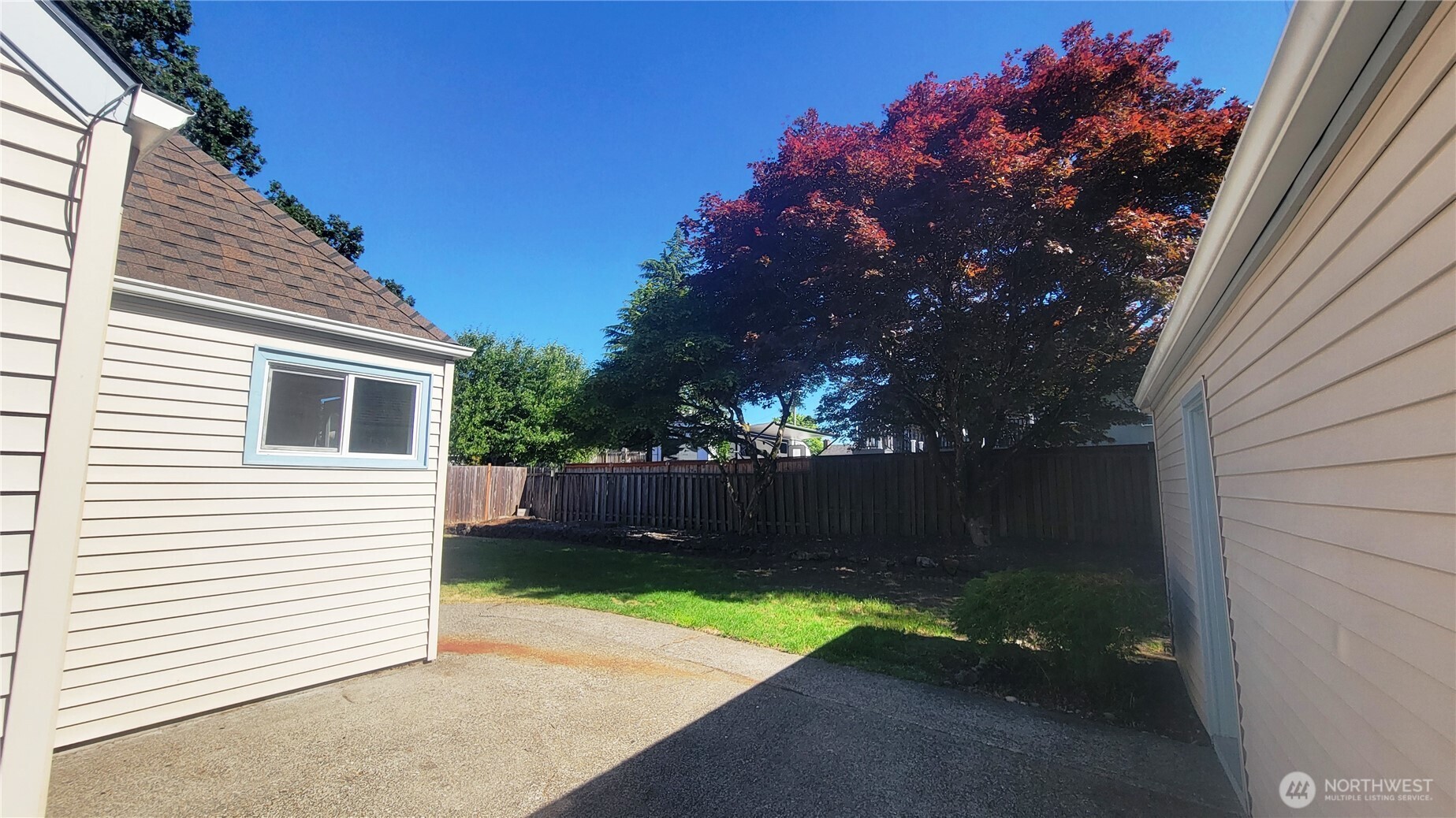 1618 112th Street Property Photo 15