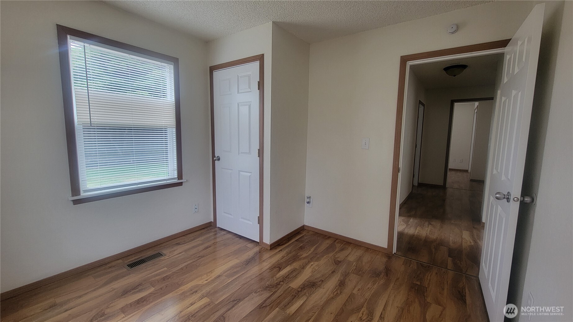 1618 112th Street Property Photo 22