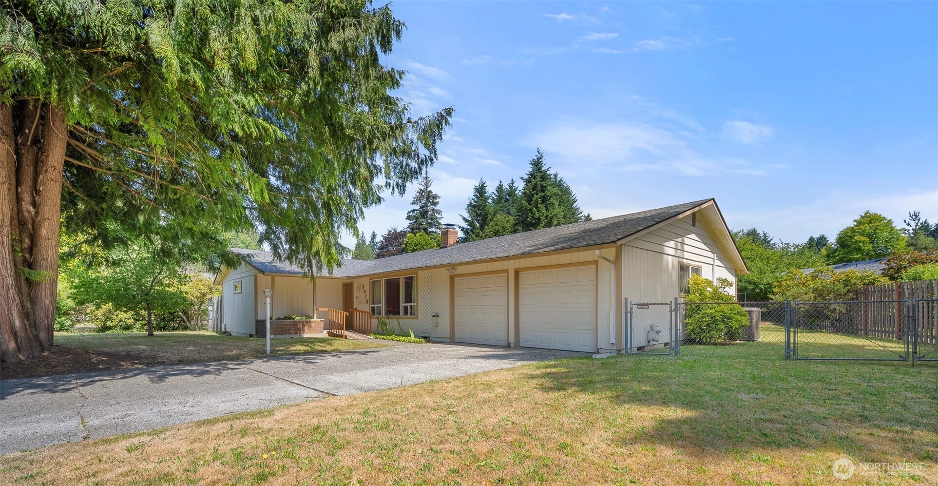 3918 Clearfield Drive Property Photo 2