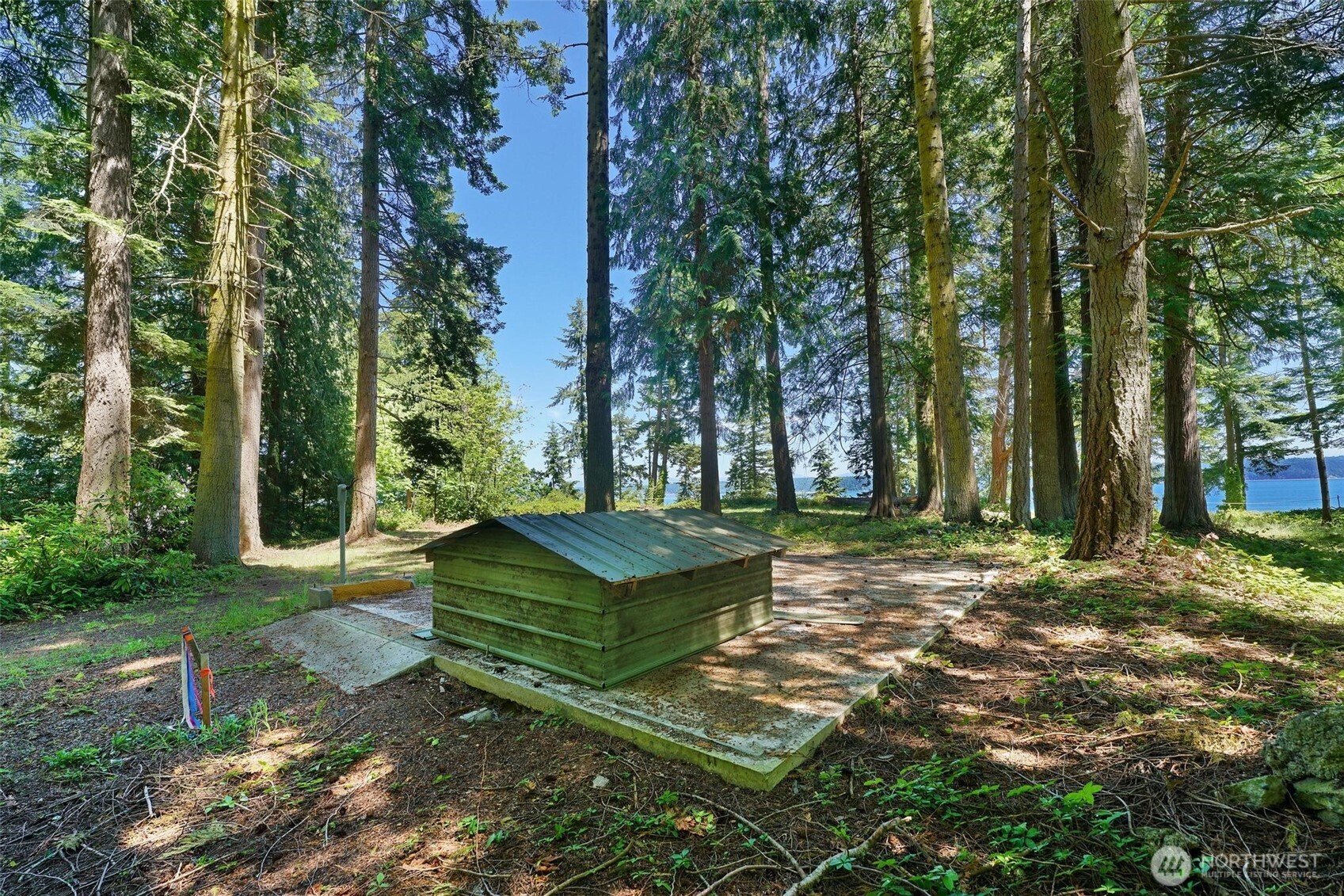 2515 Bretland Road Property Photo 18