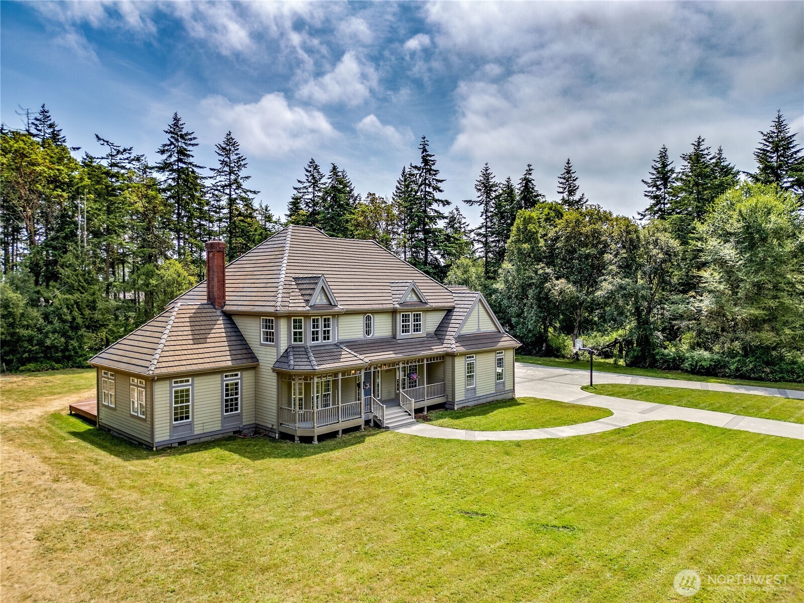 2800 Cliff Street Property Photo 2